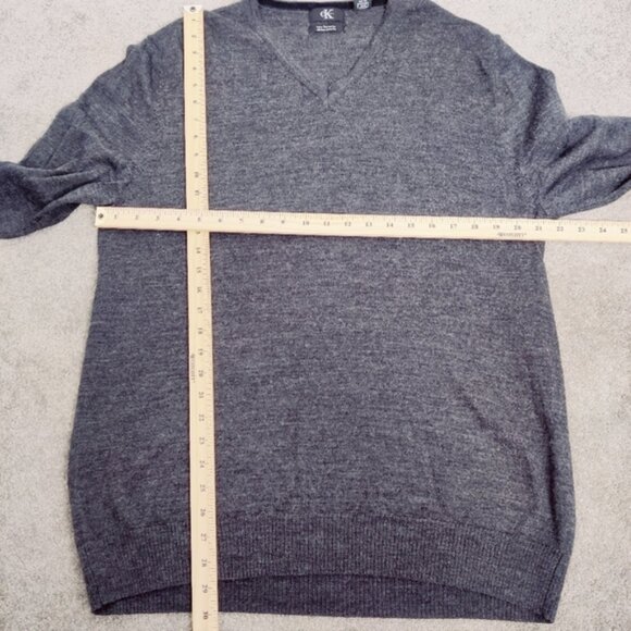 Calvin Klein Men's 100% Merino Wool Sweater Heathered Black Size XL V-neck - Picture 4 of 7